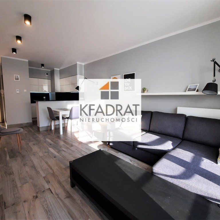 Stare Miasto, 2 pok z balkonem, winda - Zdjęcie 1