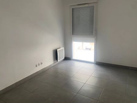 Location Appartement 3 pièces 57 m2 à Perpignan - Photo 2