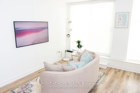 For Lease - 106 Dovercourt Road Unit# 515, Toronto, Ontario - Photo 3