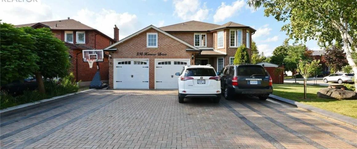 298 HOOVER DRIVE - Photo 1