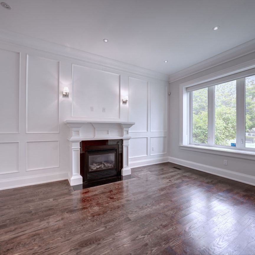 For Lease - 311 Davisville Avenue, Toronto, Ontario - Photo 1