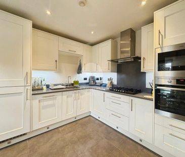 3 bedroom terraced house to rent - Photo 1