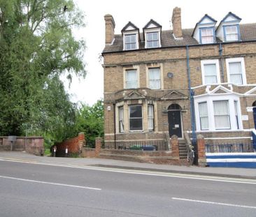 1 bedroom property to rent - Photo 2