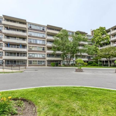 2&4 Milepost, 52, 54, 56, 58 Thorncliffe Park Drive - Photo 4