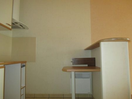 Location Appartement 2 Pièces 42 m² - Photo 2