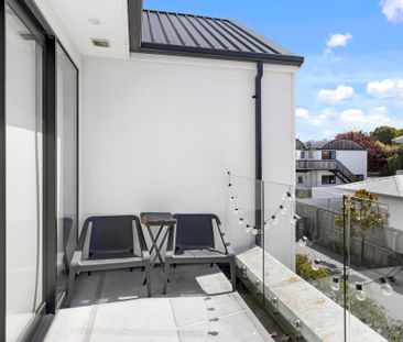 Architecturally Designed Home - Photo 3