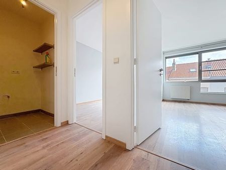 Appartement te huur - Foto 2