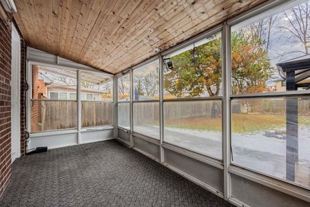 For Lease - 11 Dorine Crescent, Toronto, Ontario - Photo 3