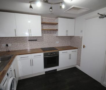 2 bedroom flat to rent - Photo 6
