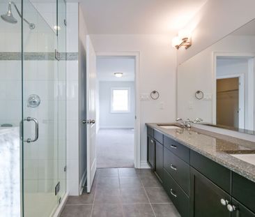 For Lease - 45 Imperial Crown Lane, Barrie, Ontario - Photo 4