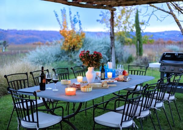 Enchanting villa in the countryside of Siena