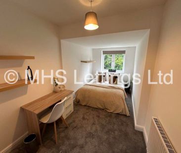 6 Bedroom Mid Terraced House for rent in Ash Gardens - Photo 6