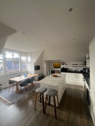 Room in a Shared Flat, Keswick Road, SW15 - Photo 3