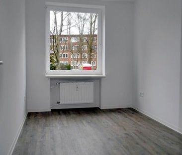 Hier fühlen Sie sich wohl: Sanierte 3-Zimmer-Wohnung - Foto 1