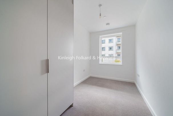 Tide Street, Barking IG11 - Photo 1