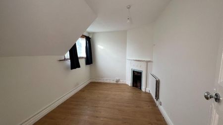 2 bedroom maisonette to rent - Photo 5