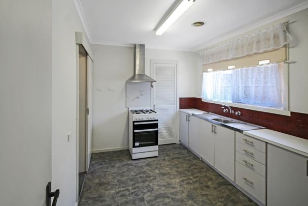 CENTRAL LOCATION, CLOSE TO EVERYTHING YOU NEED! - Photo 1