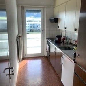 Quietly located 2.5-room apartment - Photo 2