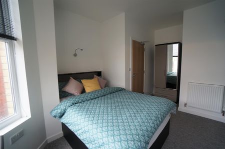Apartment, 5 Holyhead Road - Photo 5