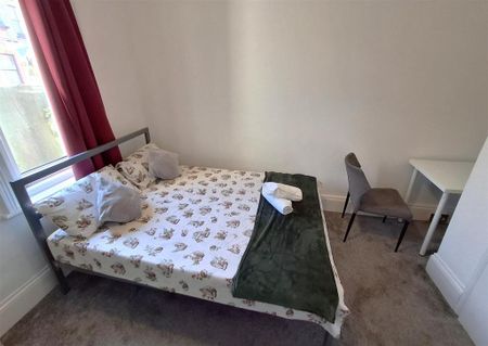 5 bedroom house share to rent - Photo 3