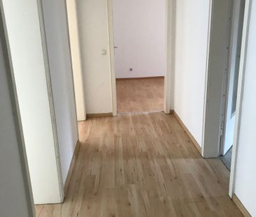 Schöne, helle 3 Zimmer Wohnung mit Balkon - Foto 4