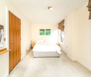 1 bedroom studio to rent - Photo 5