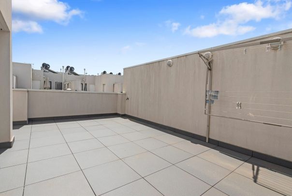 71 Amelia Street, Brunswick VIC 3056 - House For Rent | Domain - Photo 1