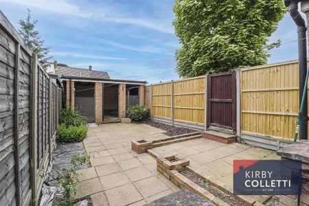 2 bedroom detached house to rent - Photo 3