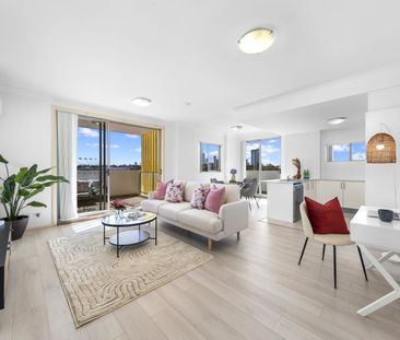 Immaculate Air-Conditioned Two-Bedroom Apartment with Two Bathrooms... - Photo 4