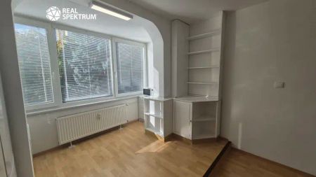Pronájem krásného a útulného bytu 3+1, 70 m - Photo 2