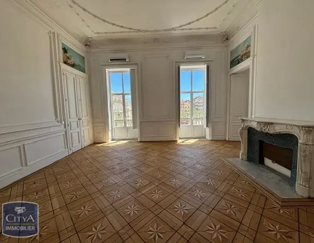 Appartement à louer 4 pièces 179.46m² - Photo 1