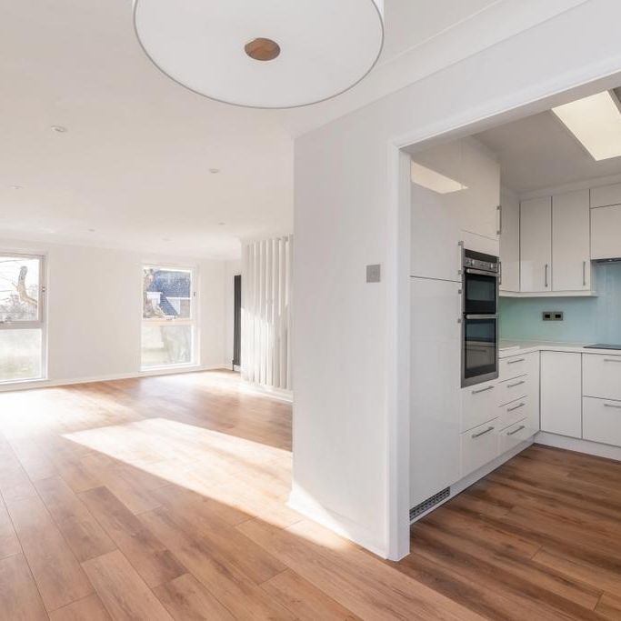 4 bedroom house to rent - Photo 1