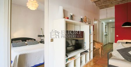 Bright, furnished and fully equipped in the best area of Poblenou - Photo 3