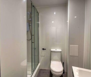 8 bedroom flat share to rent - Photo 6