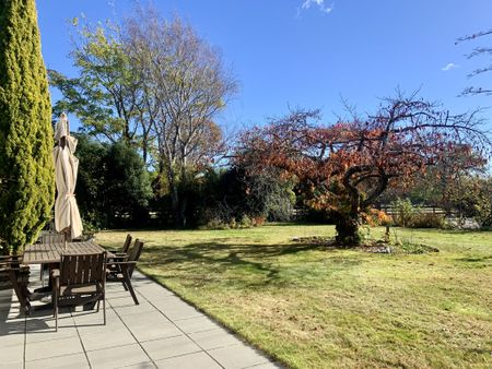 Yaldhurst , 4 bedrooms - Photo 5