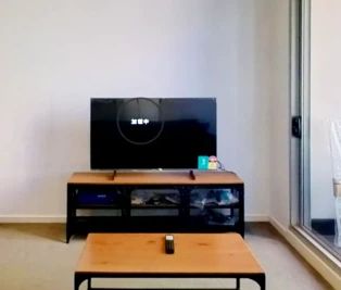 Second Bedroom - Photo 3