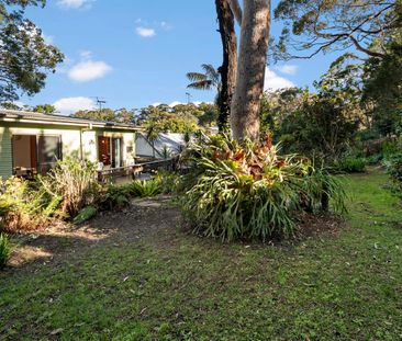 Family Sanctuary With Space, Privacy and Future Potential - Photo 6