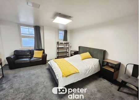 High Street, Merthyr Tydfil, CF47 - Photo 2