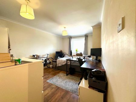 5 bedroom terraced house to rent - Photo 5