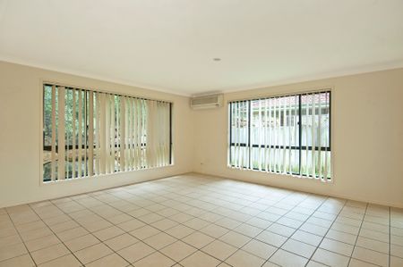 15 Mountain View Crescent,MOUNT WARREN PARK - Photo 3