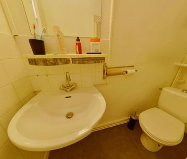 Location Appartement 1 pièce Meublé 39m² POITIERS 86000 - Photo 5