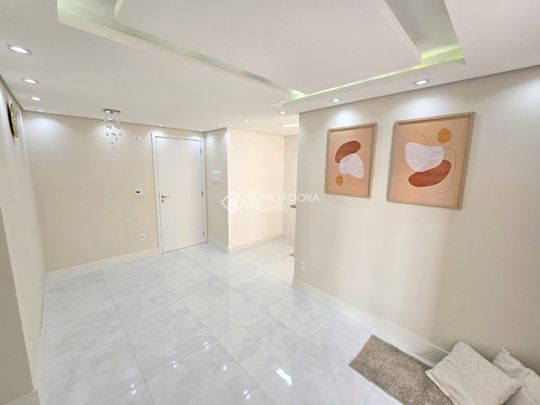 Apartamento com 2 quartos e 90m² para alugar em Vila Carmosina, São Paulo. - Foto 1
