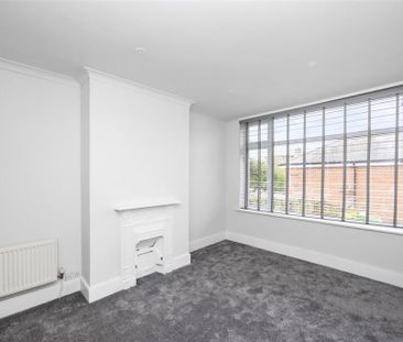 2 bedroom maisonette to rent - Photo 2
