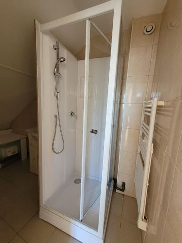 Location Appartement 3 pièces 56m² CONDE SUR L ESCAUT 59163 - Photo 4