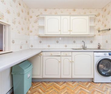 2 bed House To Let - Photo 3