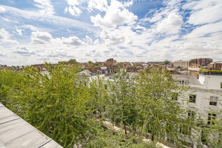 Traditional townhouse in the heart of Kensington - Photo 2