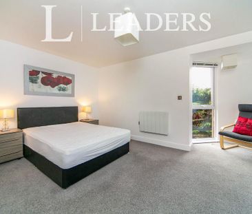 1 bedroom flat to rent - Photo 3