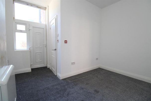 1 bedroom ground floor flat to rent - Photo 1