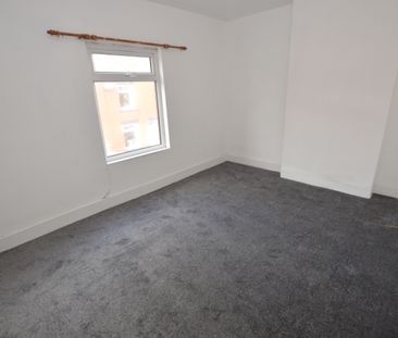 2 Bedroom Terraced House - Photo 6