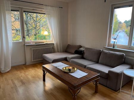 Bråviksvägen, Årsta - Photo 2